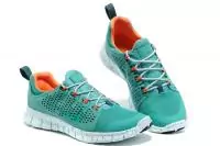 nike aux pieds nus trois modeles femmes etoiles lumiere sport moins cher vert